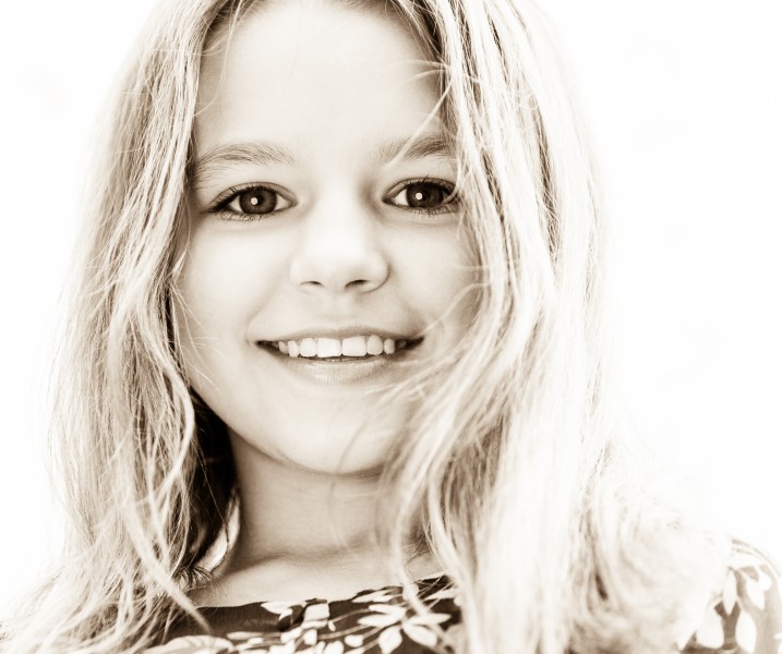a cute 12-year-old girl photographed in May 2015, picture 3
