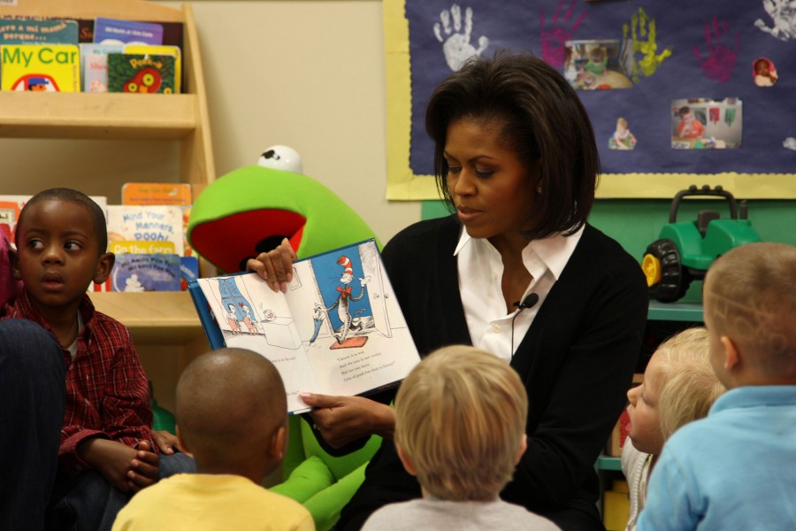 Flickr - The U.S. Army - Story time with the First Lady