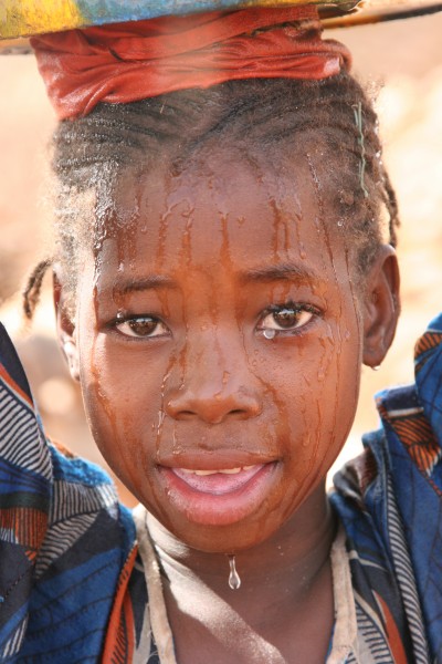 Mali girl wet