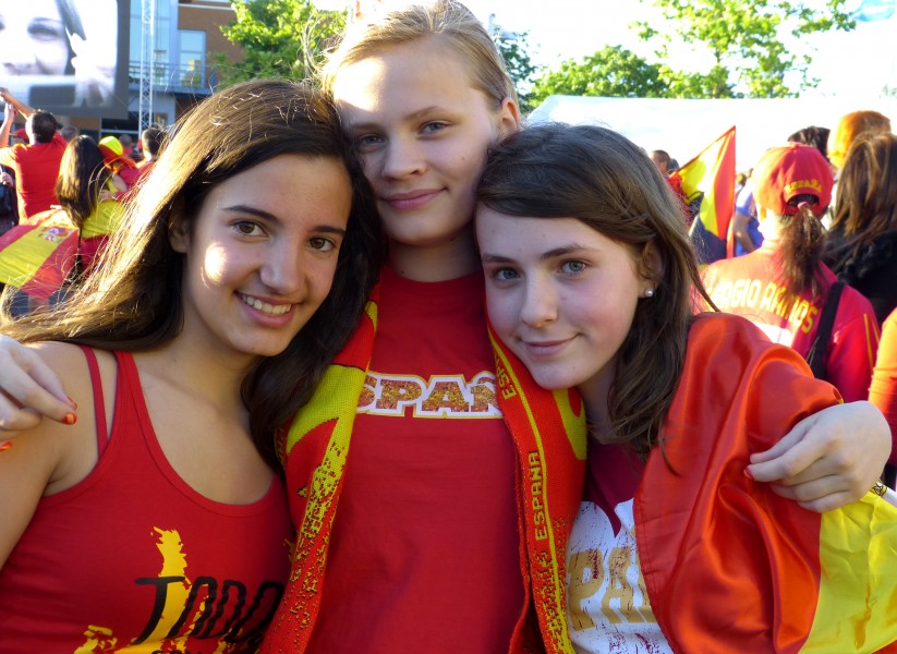 Proud Belgian girls with Spanish roots