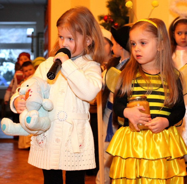 the nativity performance in a Catholic kindergarten, photo 10