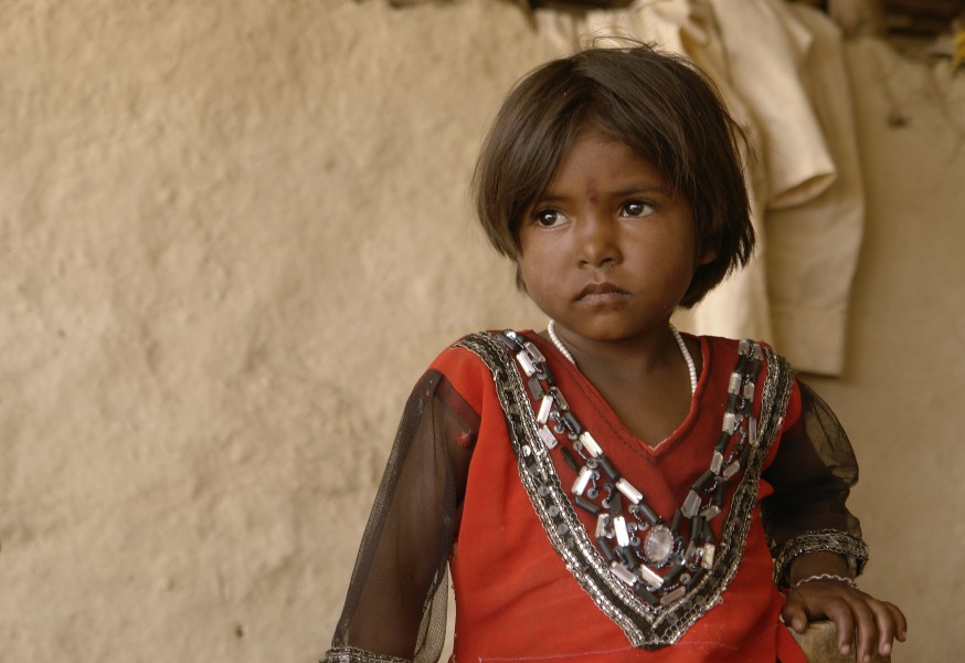 Young Indian girl, Raisen district, Madhya Pradesh