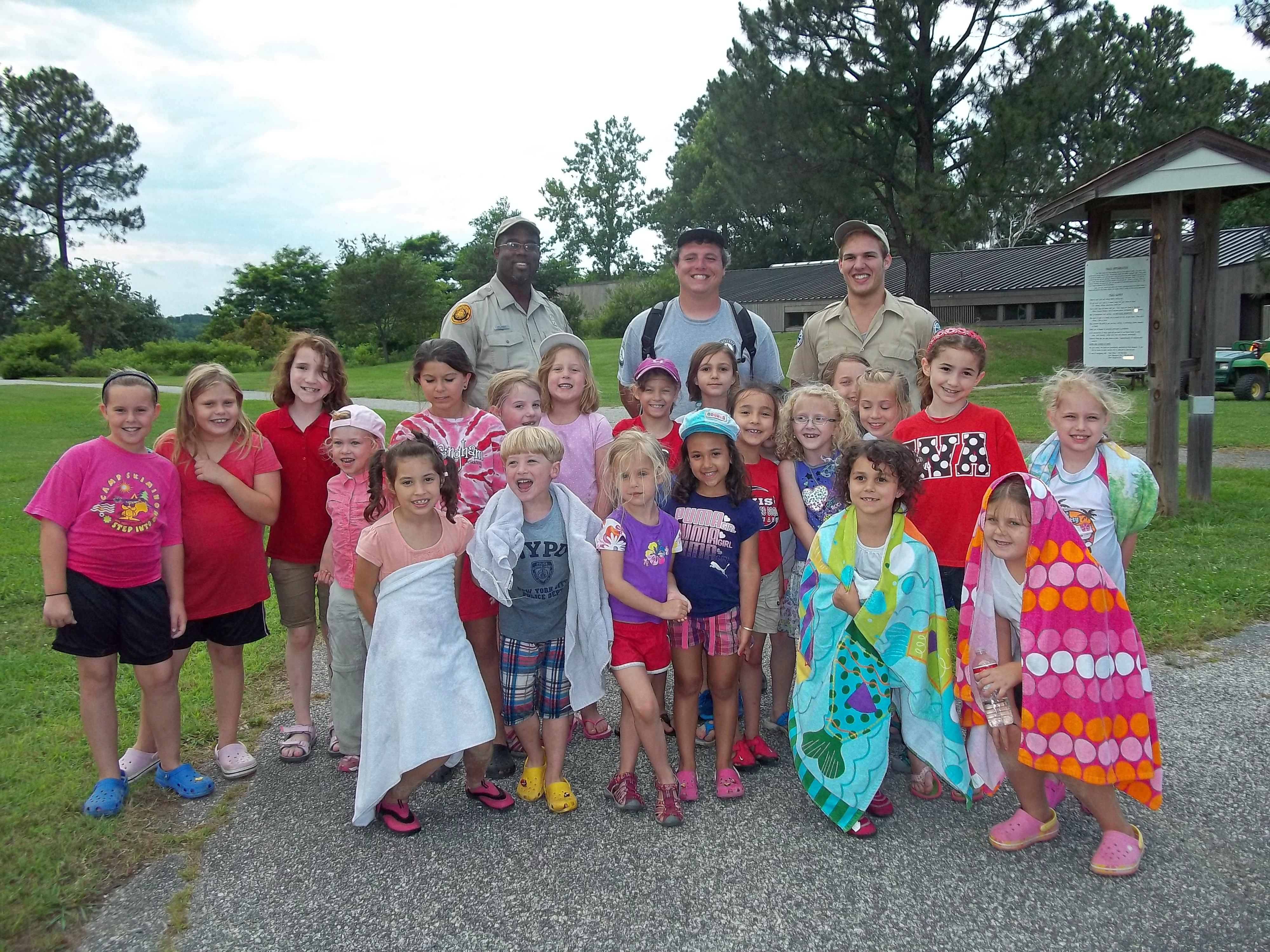 Seining Girl Scouts and Staff (7157106845)