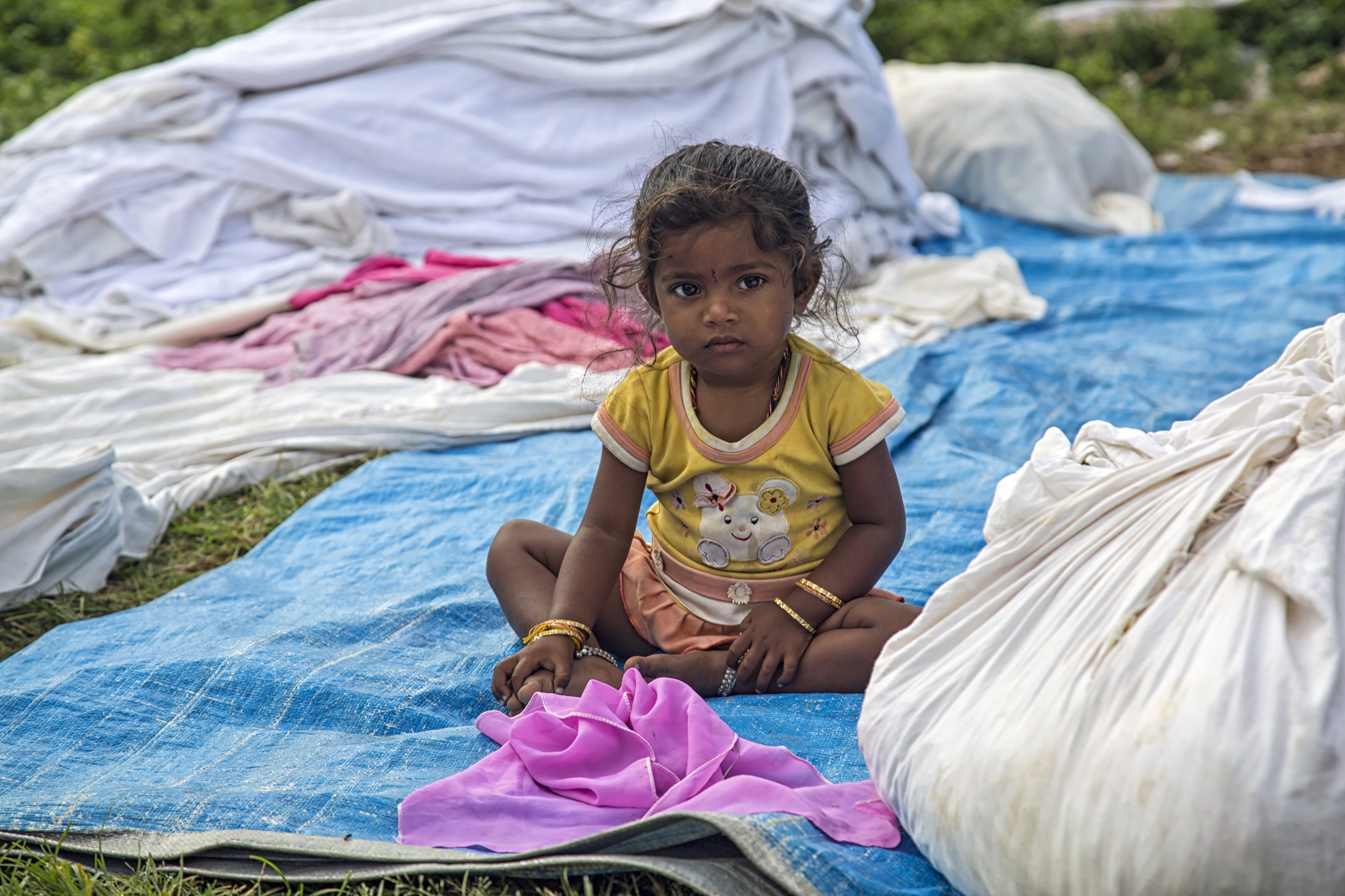 At the Dhobi Ghat (Open-Air Laundry) (14962243694)