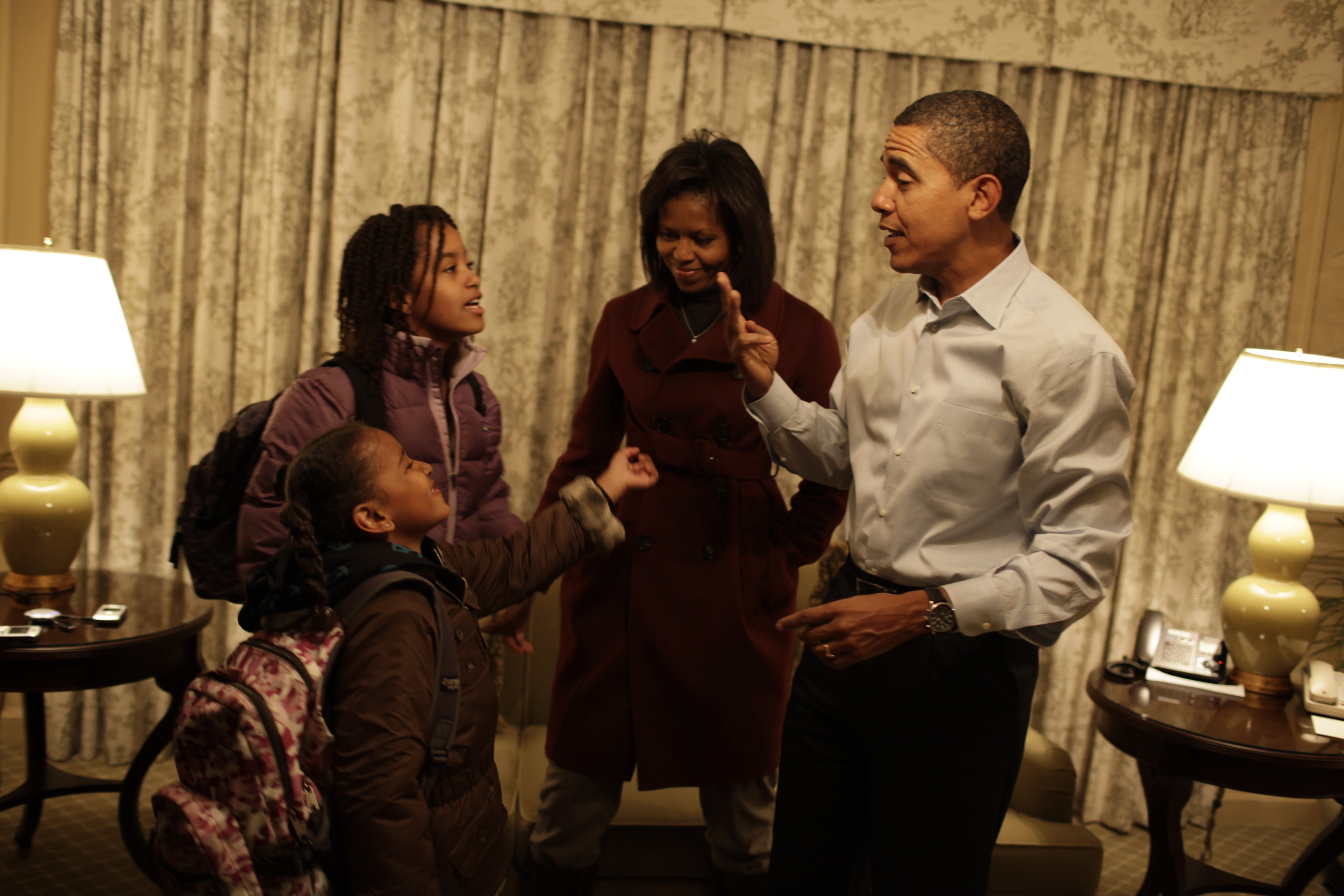 Sasha and Malia Obama prepare for school