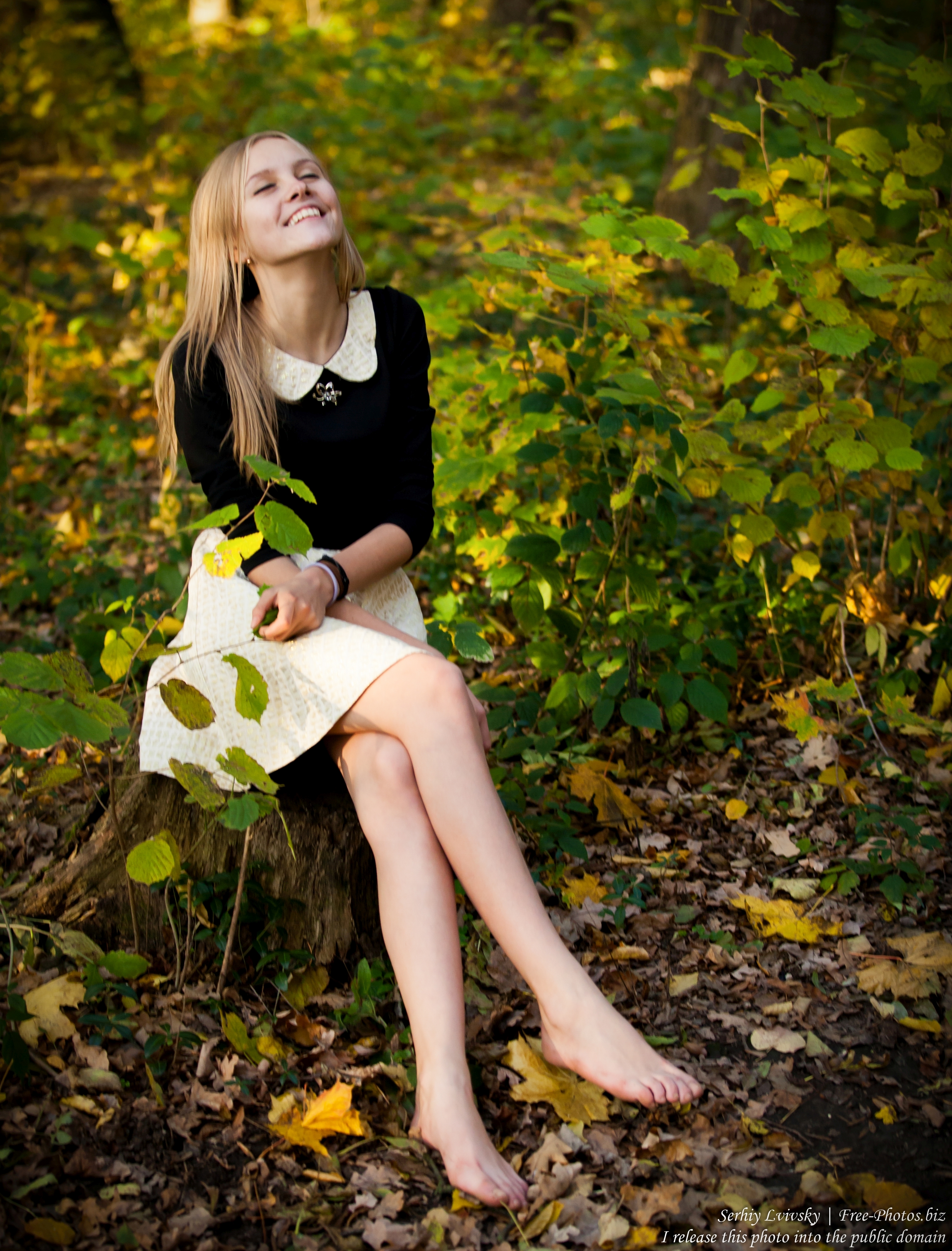 a 15-year-old blond girl photographed in October 2015 by Serhiy Lvivsky, picture 11