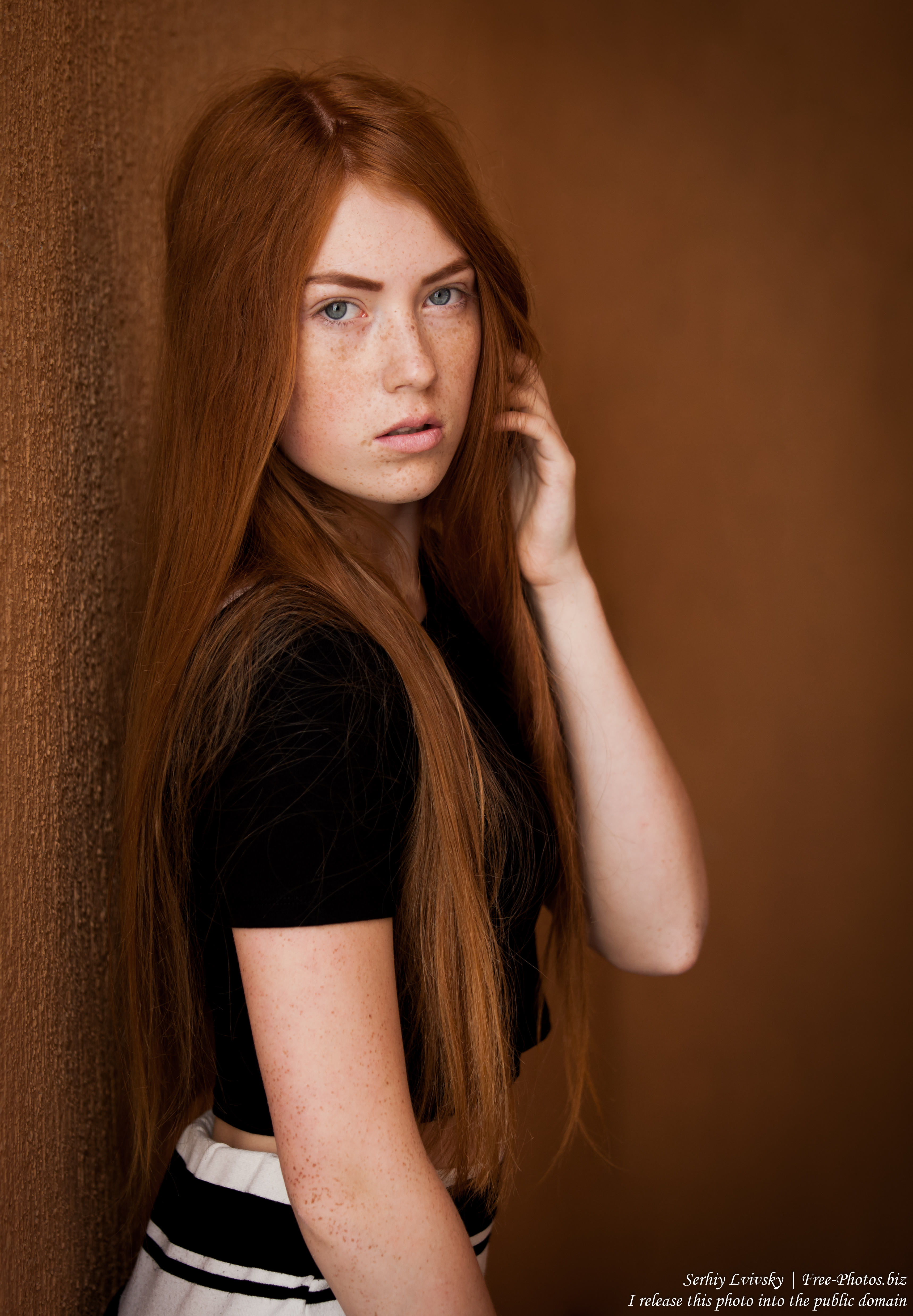 a 15-year-old red-haired Catholic girl photographed by Serhiy Lvivsky in August 2015, picture 17