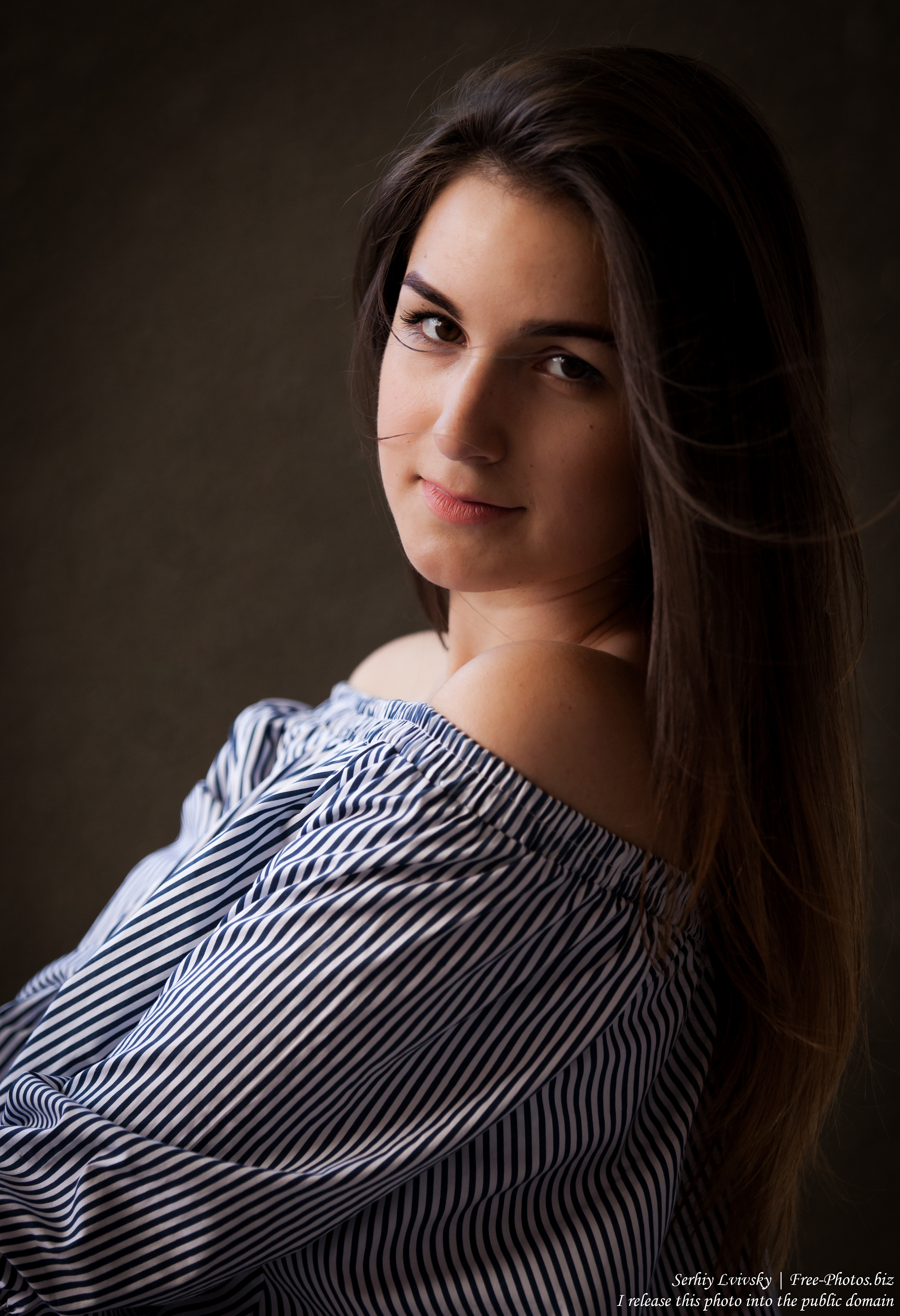 a 20-year-old Catholic girl photographed in May 2016 by Serhiy Lvivsky, picture 3