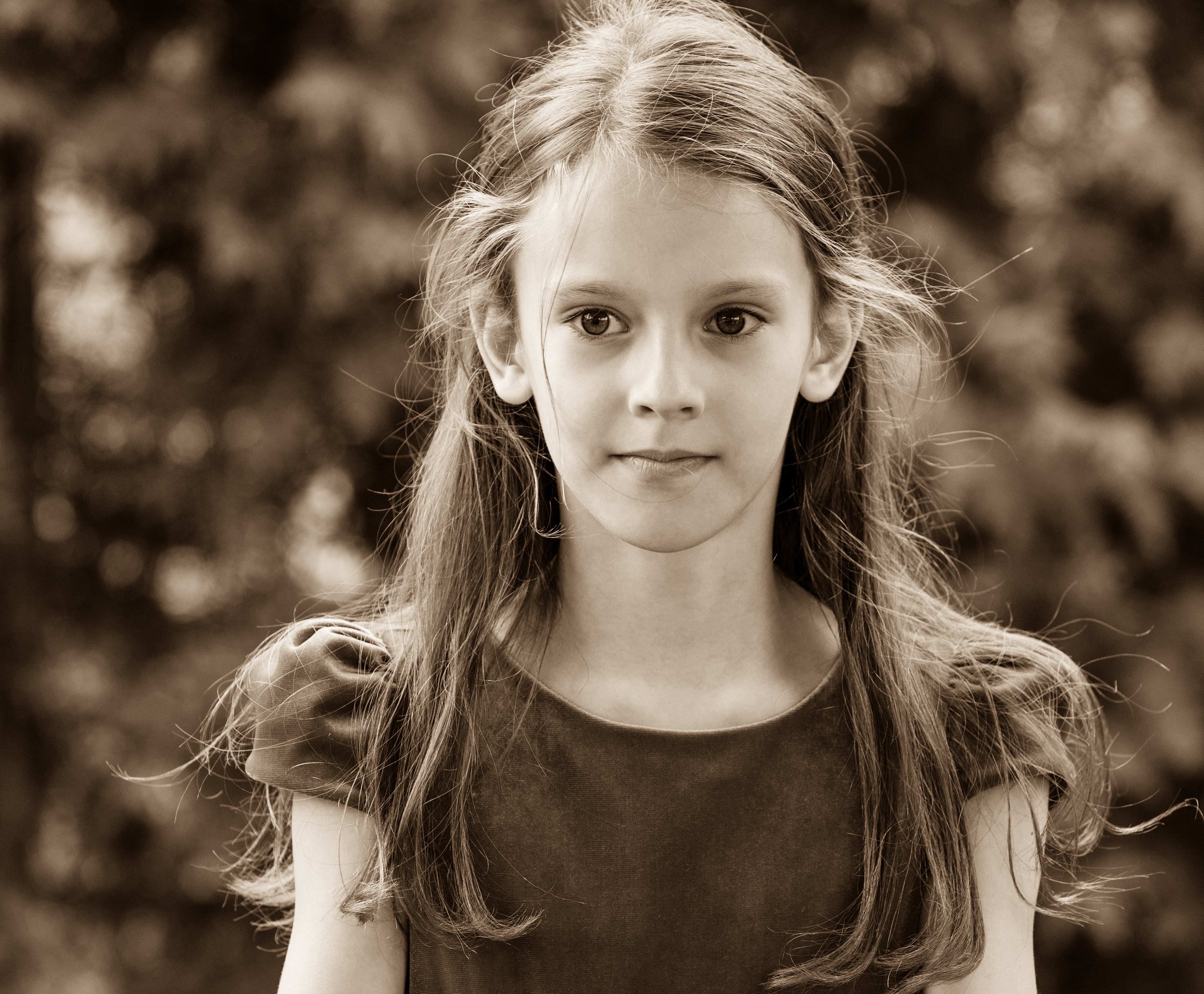 a Christian girl photographed in September 2014, picture 14, black and white