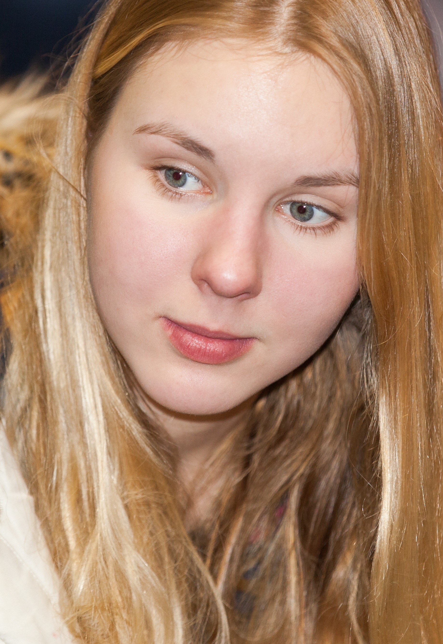 a cute girl photographed in December 2014, picture 3