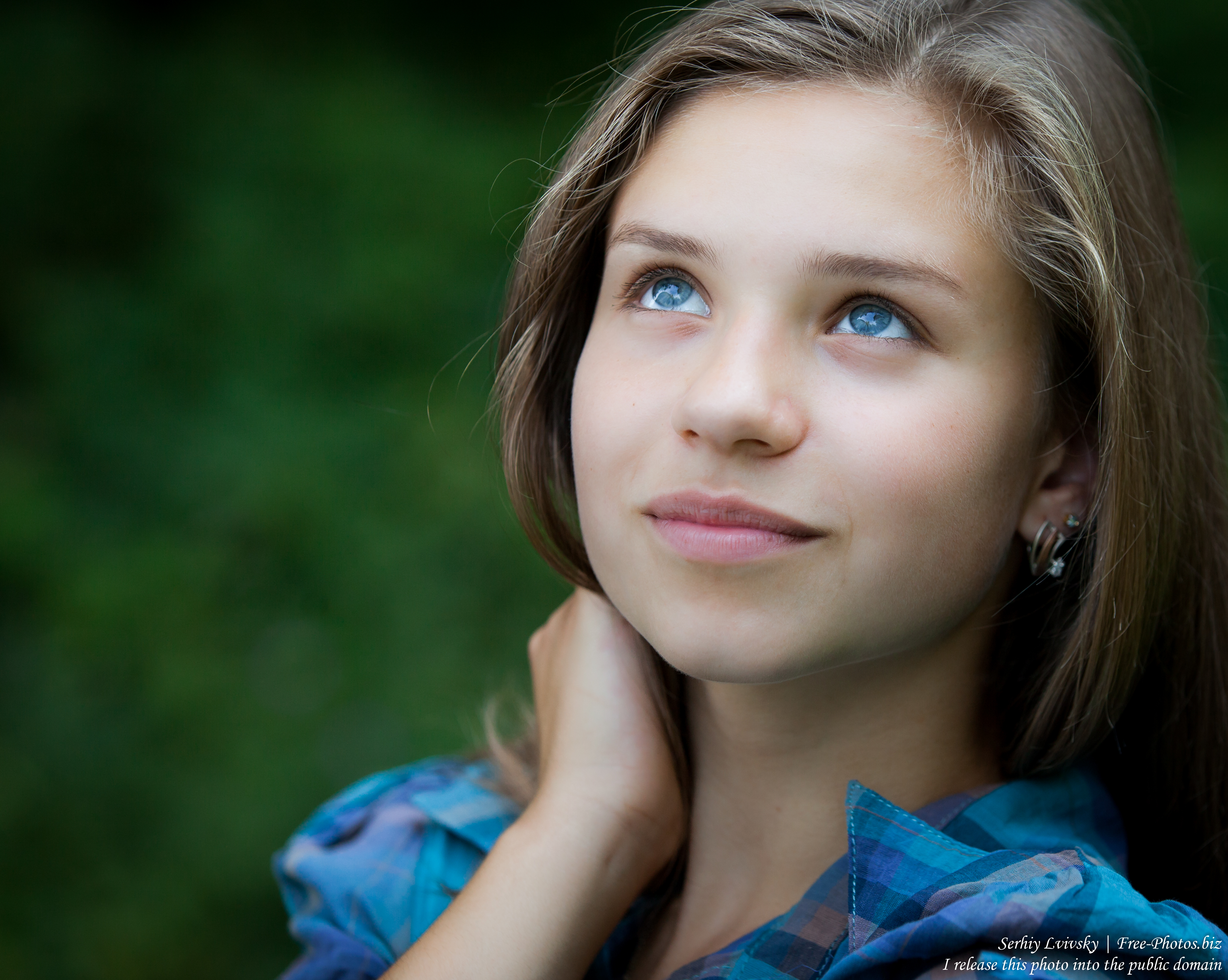 Photo of a pretty 13-year-old girl photographed in July 