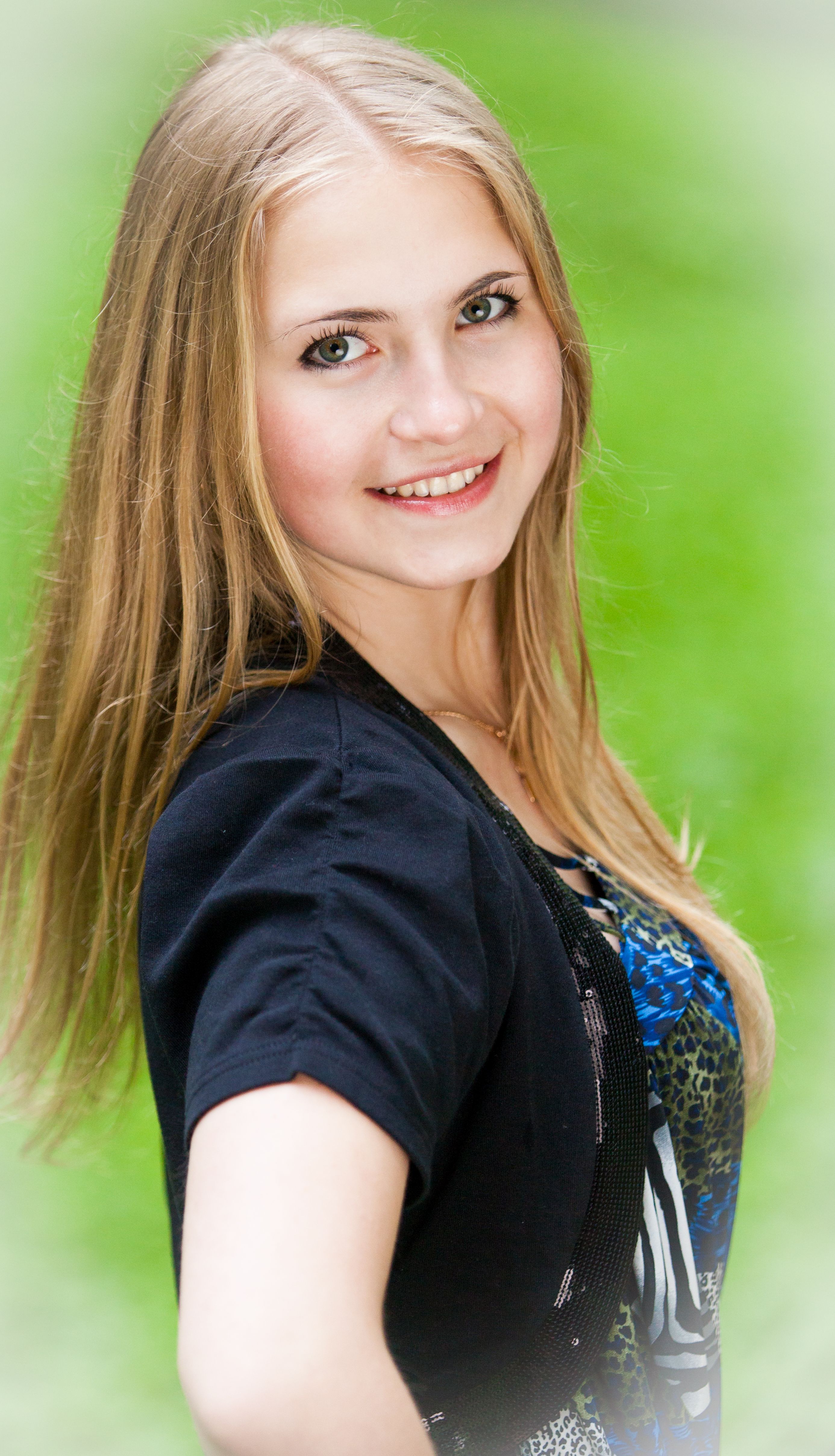 an amazingly beautiful 19-year-old blond Catholic girl photographed in May 2015, picture 4