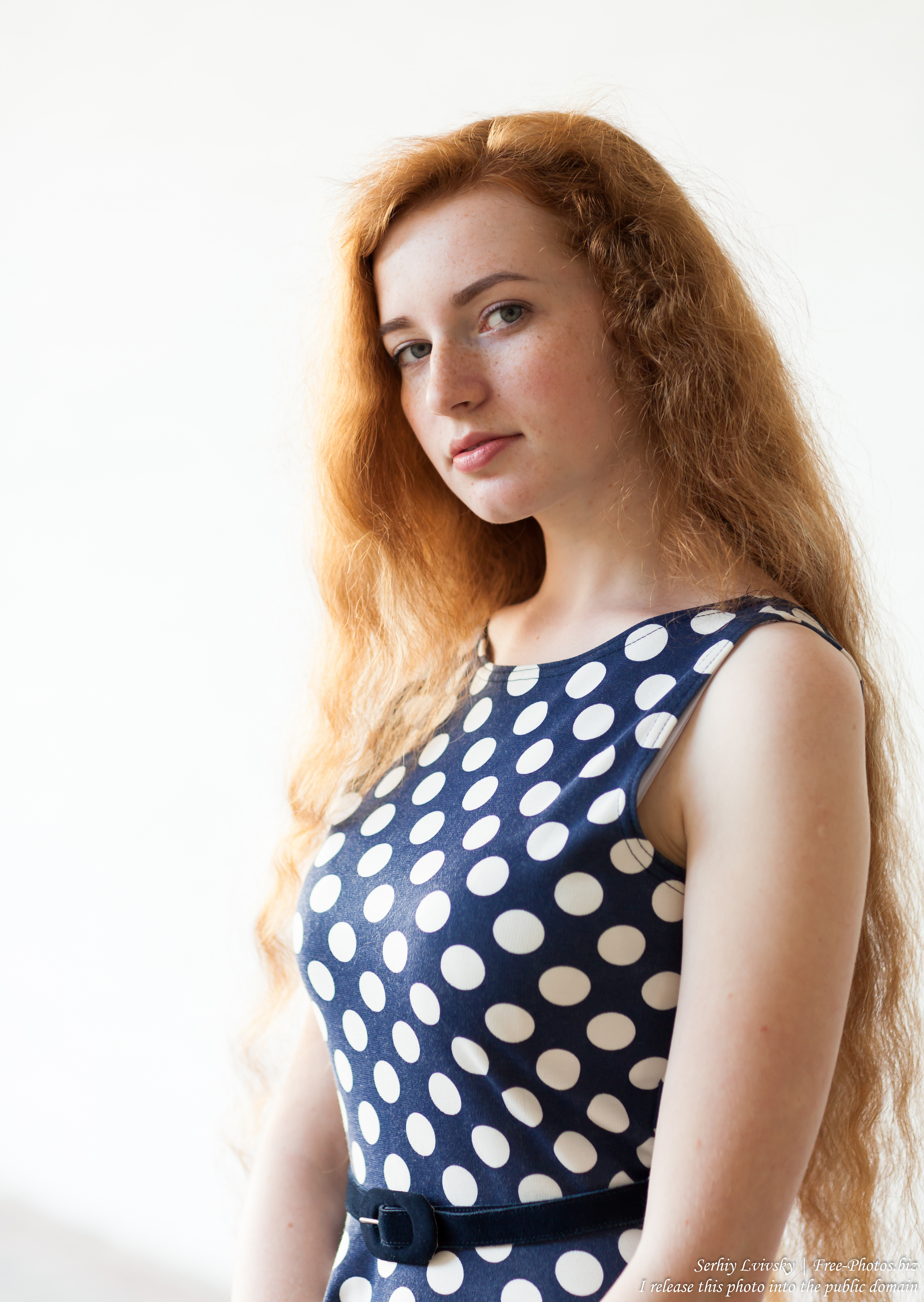 Ania - a 19-year-old natural red-haired girl photographed in June 2017 by Serhiy Lvivsky, picture 1