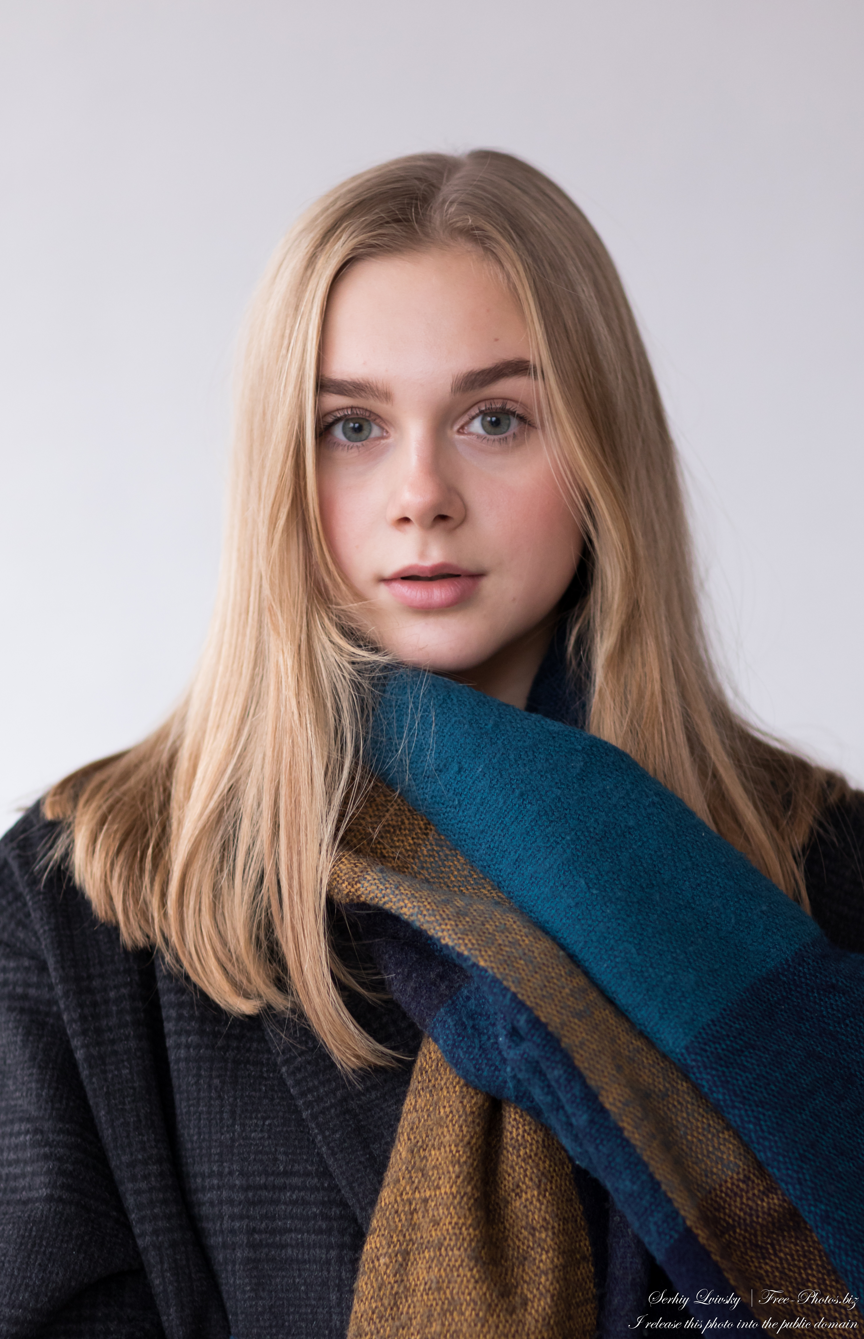 Emilia - a 15-year-old natural blonde Catholic girl photographed in November 2020 by Serhiy Lvivsky, picture 14