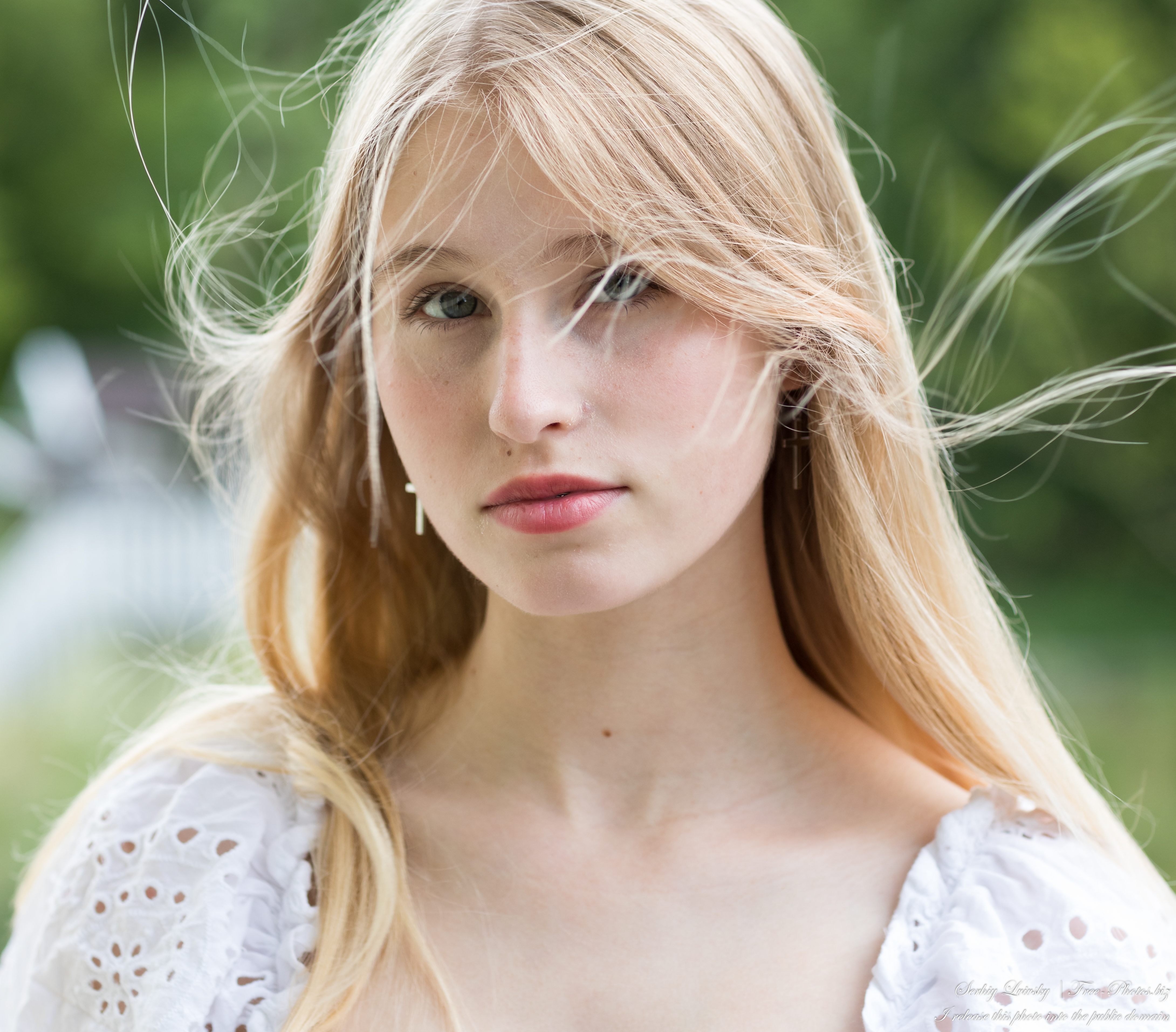 Joanna - a 15-year-old girl with natural lips and blonde hair photographed in July 2023 by Serhiy Lvivsky, picture 18