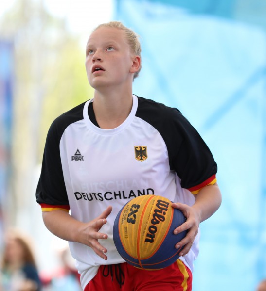 2018-10-07 Basketball 3x3 ROU vs GER (Girls Preliminary Round) at 2018 Summer Youth Olympics by Sandro Halank–065