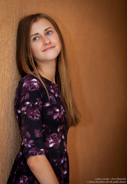 a 13-year-old girl photographed in July 2015 by Serhiy Lvivsky, picture 11