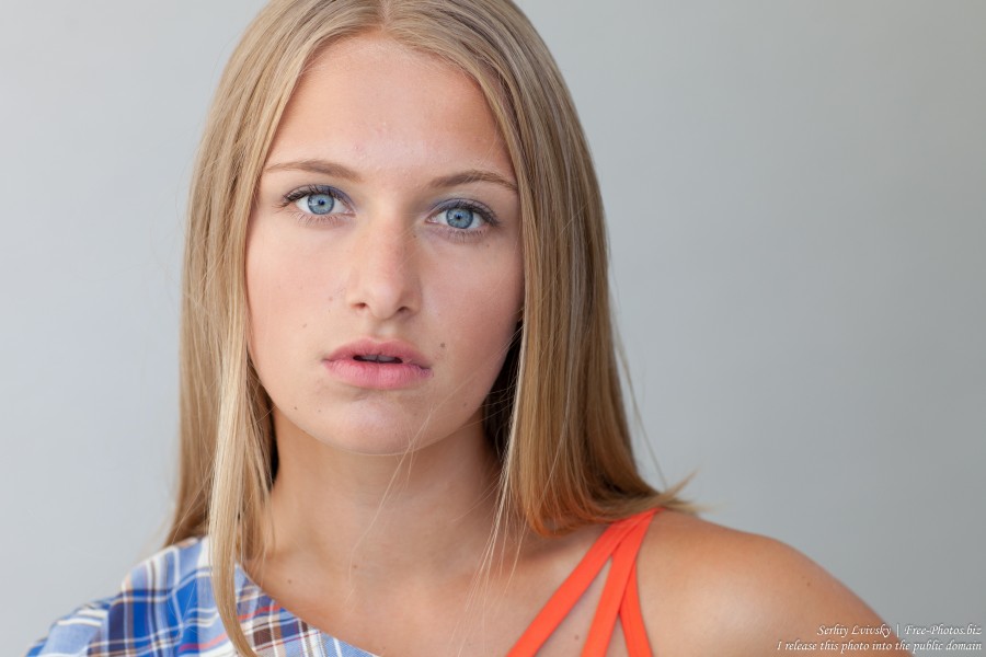 a 14-year-old natural blond girl photographed by Serhiy Lvivsky in July 2016 (unprocessed!), picture 5