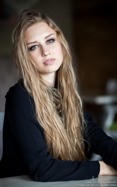 a 16-year-old natural blonde girl photographed in August 2016 by Serhiy Lvivsky, picture 3