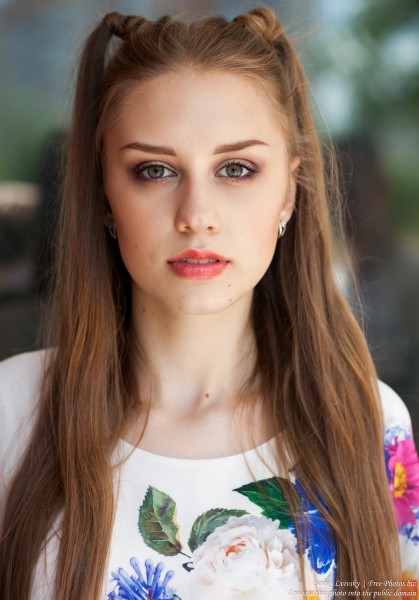 a 17-year-old natural fair-haired girl photographed by Serhiy Lvivsky in July 2017, picture 3