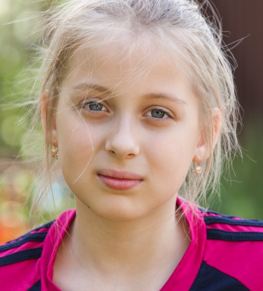 a blond Catholic cutie photographed in May 2014, portrait 8/10