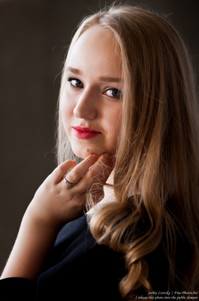 another natural blonde 16-year-old girl photographed by Serhiy Lvivsky in July 2016, picture 1