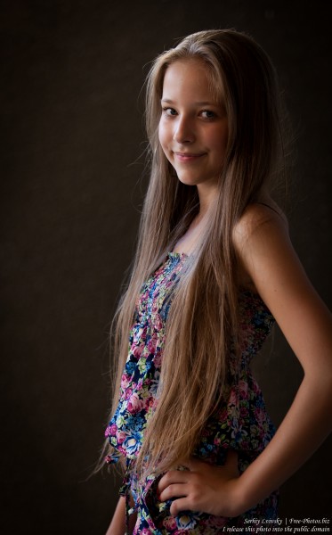 a pretty 13-year-old girl photographed in July 2015 by Serhiy Lvivsky, picture 8