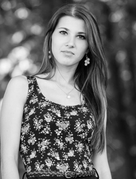 an amazingly beautiful Roman-Catholic girl photographed in May 2014, black and white, picture 3/11