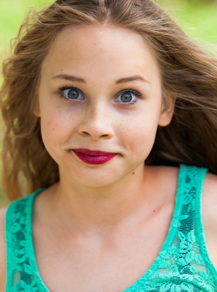 an amazingly photogenic 11-year-old girl photographed in May 2015, picture 24
