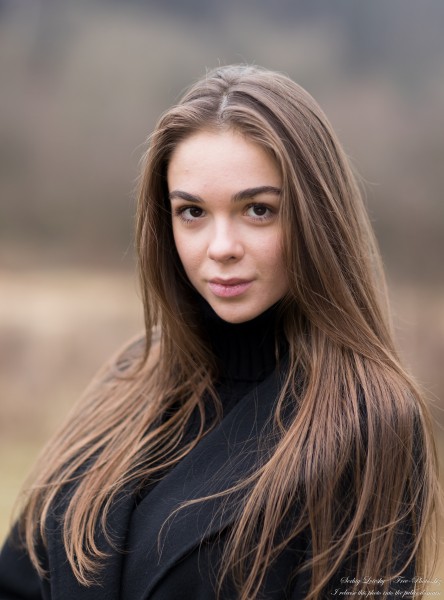 Catherine - a 19-year-old girl photographed in December 2020 by Serhiy Lvivsky, picture 4