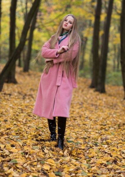 Diana  - an 18-year-old natural blonde girl photographed in October 2020 by Serhiy Lvivsky, picture 23