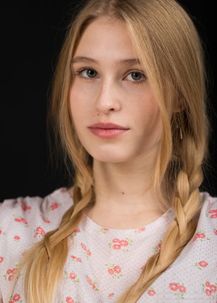 Joanna - a 15-year-old girl with natural lips and natural blonde hair, the third photo session, taken in December 2023 by Serhiy Lvivsky, picture 3