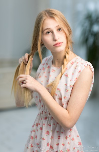 Joanna - a 15-year-old girl with natural lips and natural blonde hair, the third photo session, taken in December 2023 by Serhiy Lvivsky, picture 13