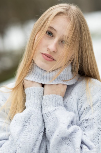 Joanna - a 15-year-old girl with natural lips and natural blonde hair, the third photo session, taken in December 2023 by Serhiy Lvivsky, picture 25