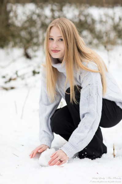 Joanna - a 15-year-old girl with natural lips and natural blonde hair, the third photo session, taken in December 2023 by Serhiy Lvivsky, picture 29