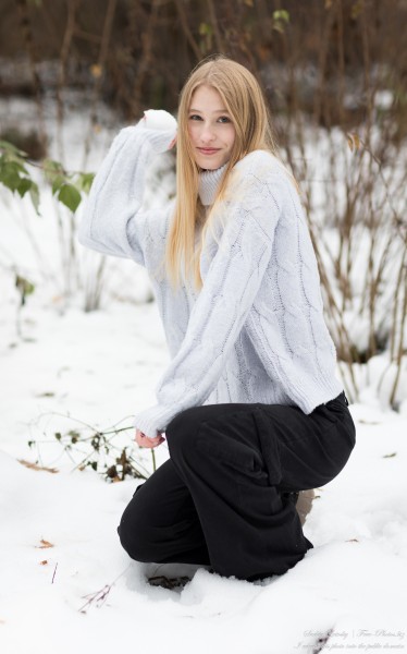 Joanna - a 15-year-old girl with natural lips and natural blonde hair, the third photo session, taken in December 2023 by Serhiy Lvivsky, picture 30