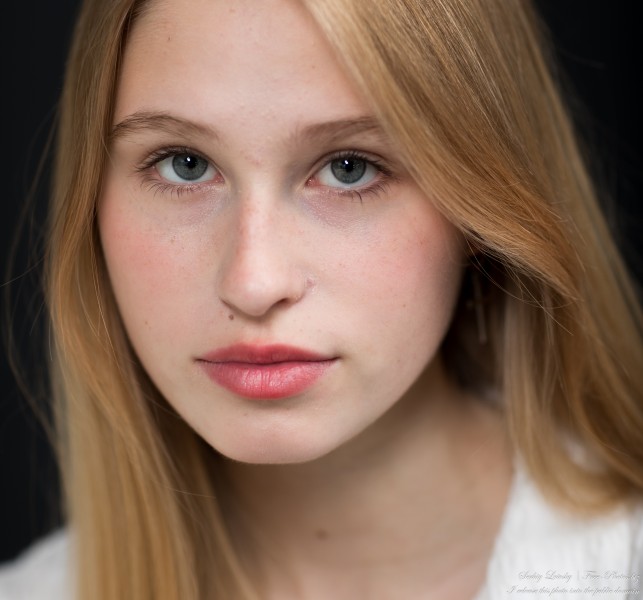 Joanna - a 15-year-old girl with natural lips and blonde hair photographed in July 2023 by Serhiy Lvivsky, picture 4