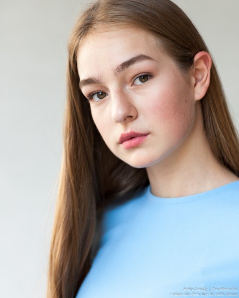 Justyna - a 16-year-old fair-haired girl photographed in June 2018 by Serhiy Lvivsky, picture 6