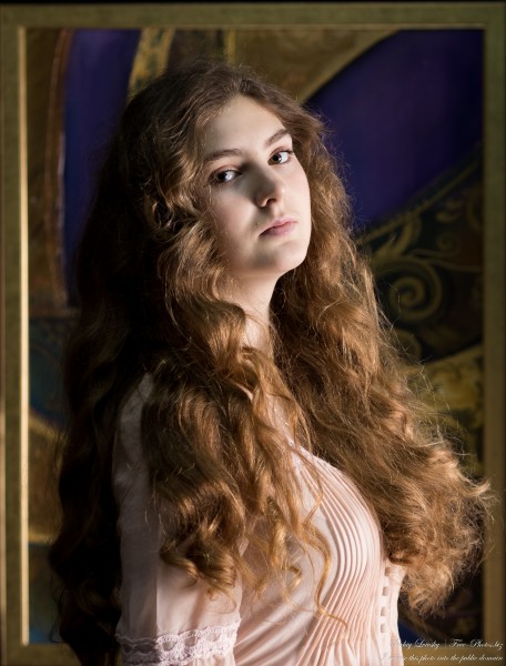 Kornelia - a 15-year-old girl with curly hair photographed in March 2023 by Serhiy Lvivsky, picture 10