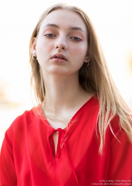Nastia - a 16-year-old natural blonde girl photographed in September 2019 by Serhiy Lvivsky, picture 14