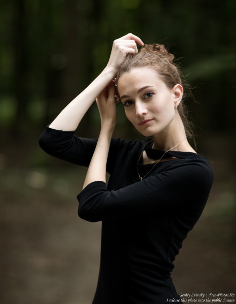 Sophia - a 17-year-old girl photographed in July 2019 by Serhiy Lvivsky, picture 22
