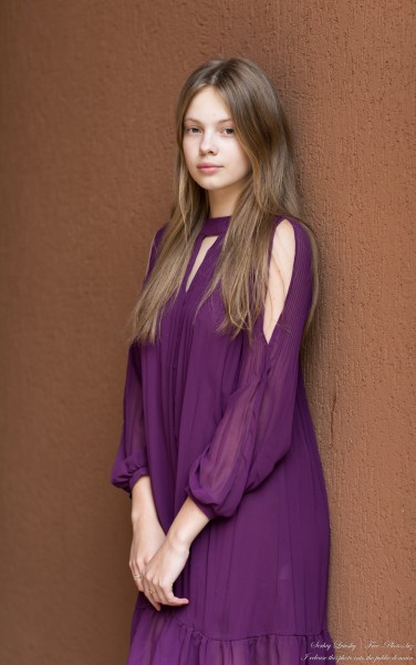Ustyna - a 17-year-old natural fair-haired girl photographed in September 2021 by Serhiy Lvivsky, picture 2