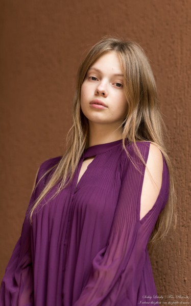 Ustyna - a 17-year-old natural fair-haired girl photographed in September 2021 by Serhiy Lvivsky, picture 3