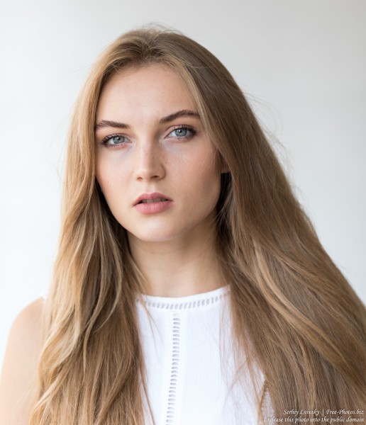 Yaryna - a 21-year-old natural blonde Catholic girl photographed in August 2019 by Serhiy Lvivsky, picture 4