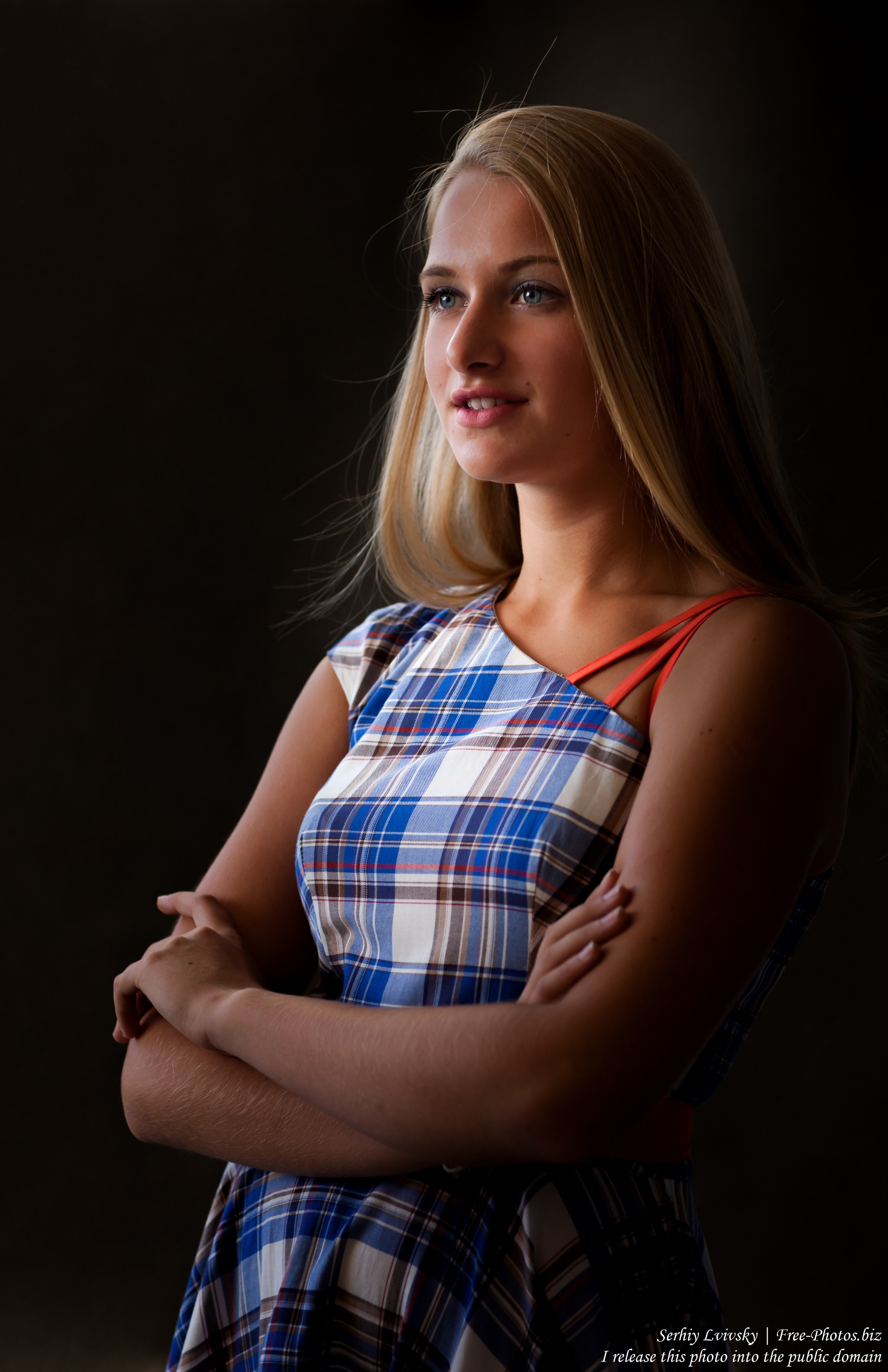a 14-year-old natural blond girl photographed by Serhiy Lvivsky in July 2016, picture 5