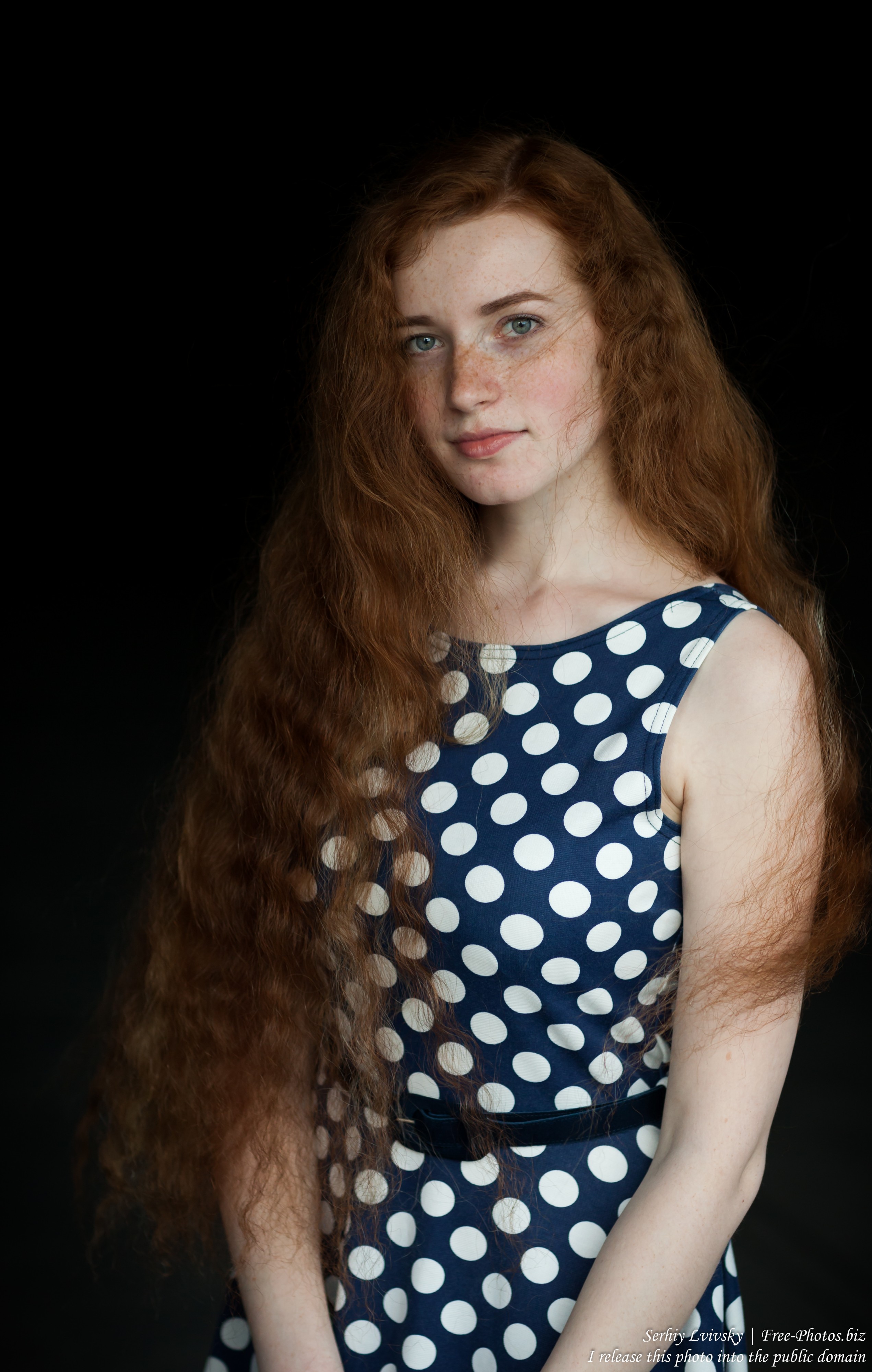 Ania - a 19-year-old natural red-haired girl photographed in June 2017 by Serhiy Lvivsky, picture 20