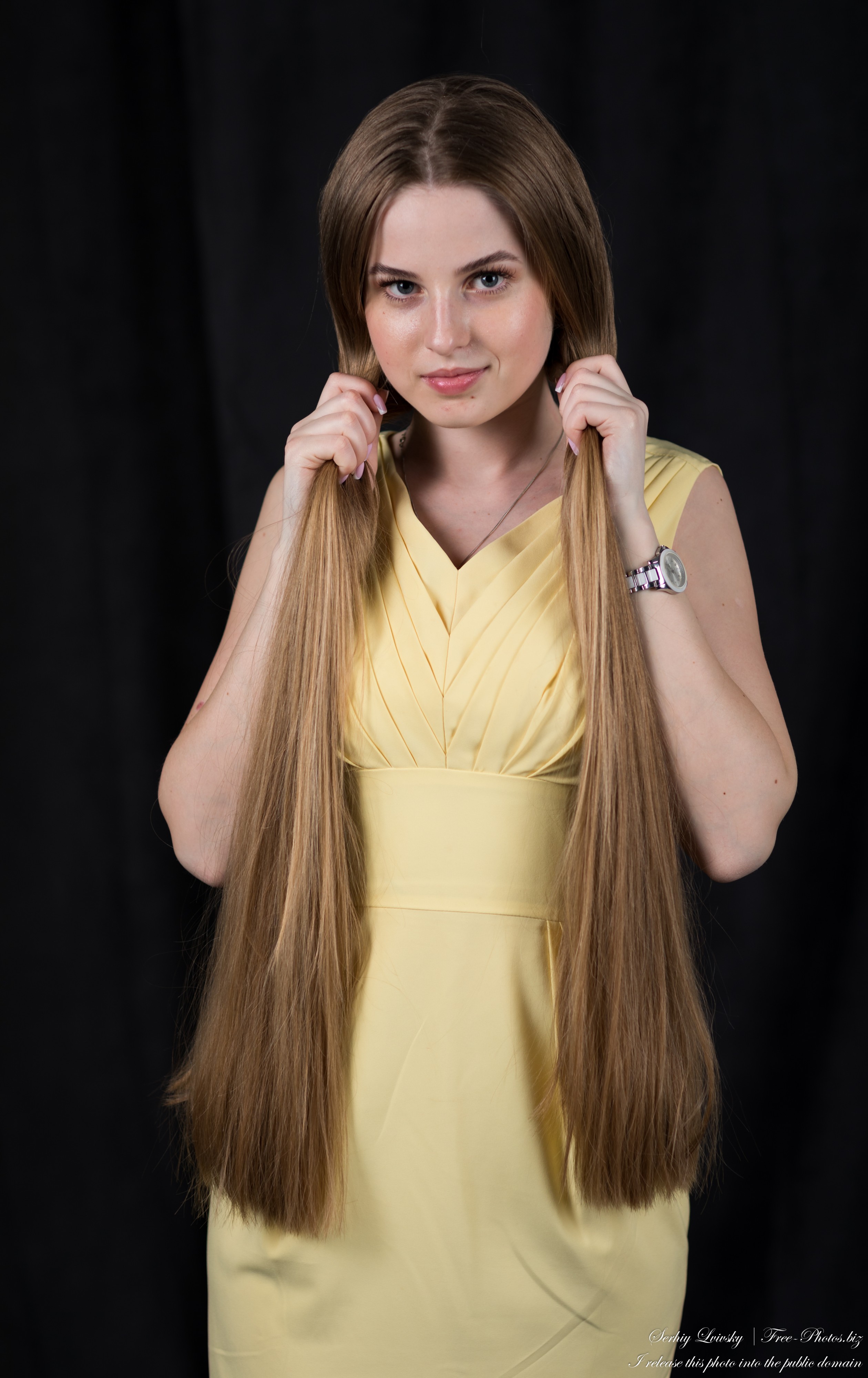 Diana - a 20-year-old girl with natural blonde long hair photographed in May 2023 by Serhiy Lvivsky, picture 18