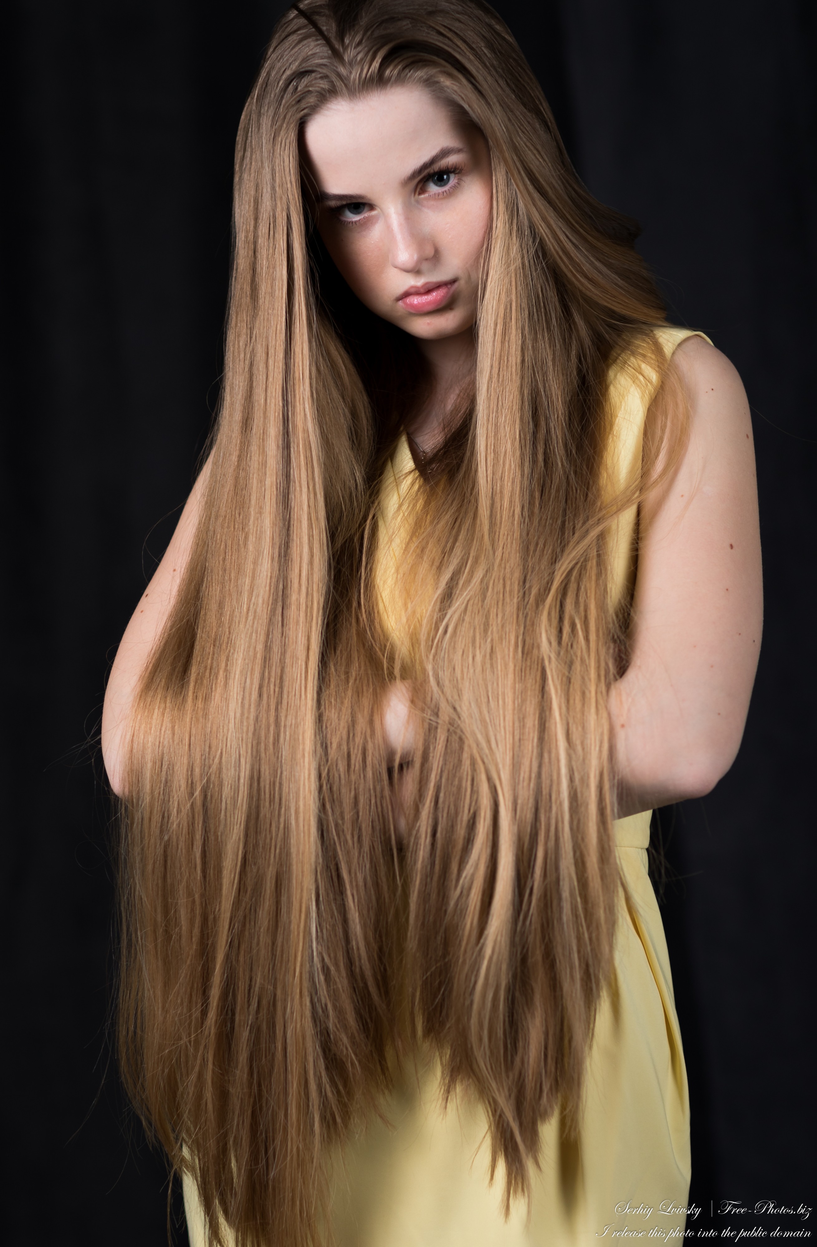 Diana - a 20-year-old girl with natural blonde long hair photographed in May 2023 by Serhiy Lvivsky, picture 22