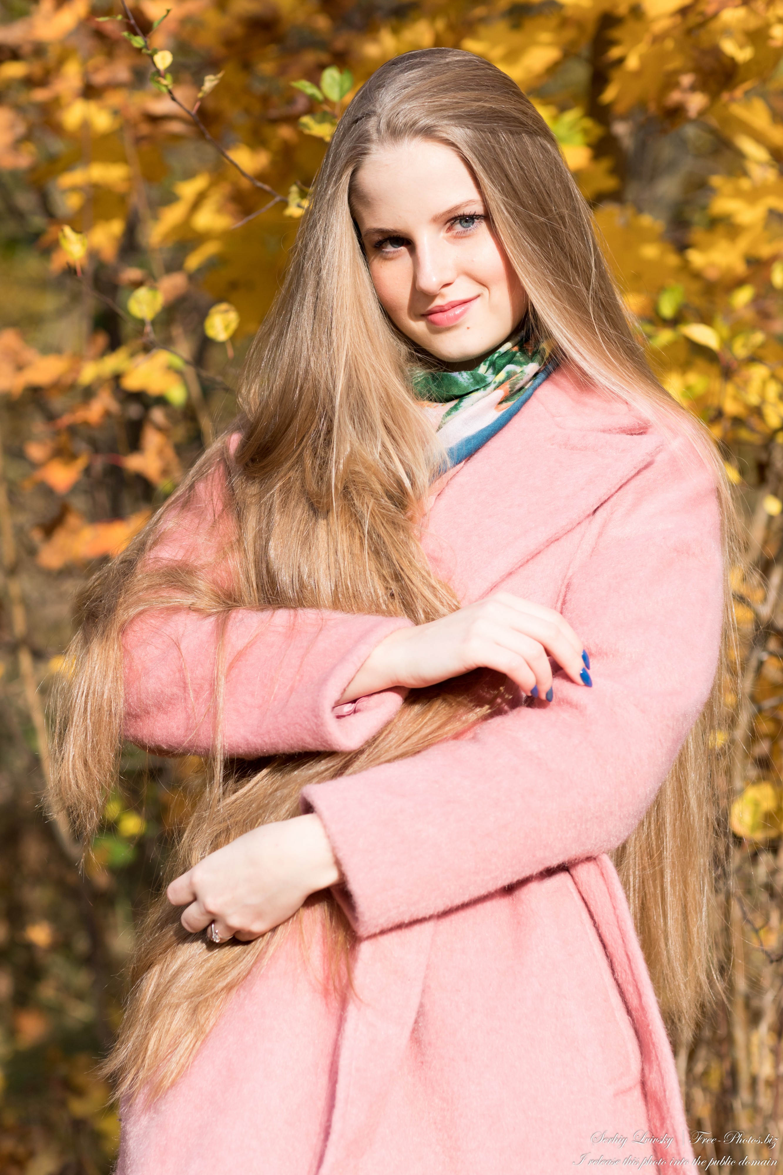 Diana  - an 18-year-old natural blonde girl photographed in October 2020 by Serhiy Lvivsky, picture 39