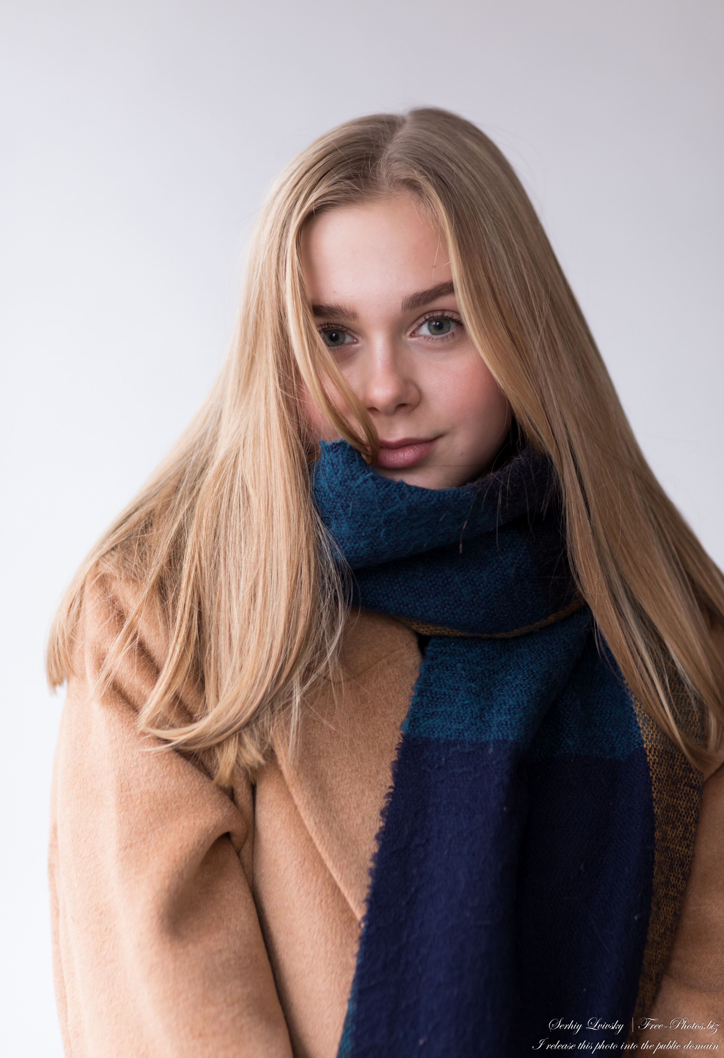 Emilia - a 15-year-old natural blonde Catholic girl photographed in November 2020 by Serhiy Lvivsky, picture 11